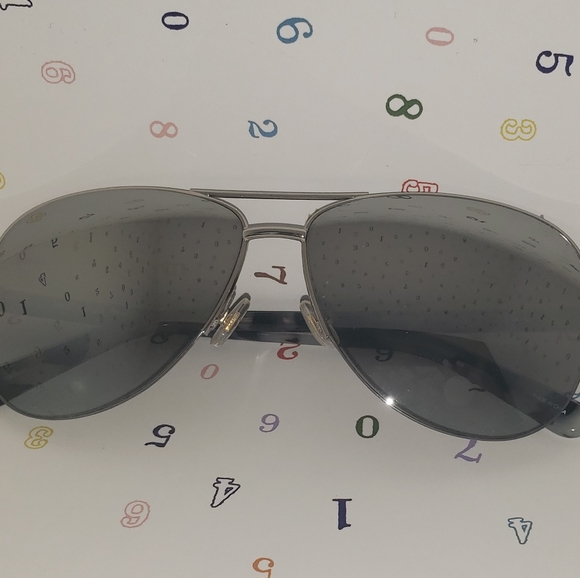 Kate Spade Bethann sunglasses w/ FREE case! - Picture 3 of 6